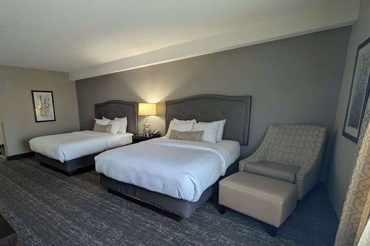Room 27 of 51